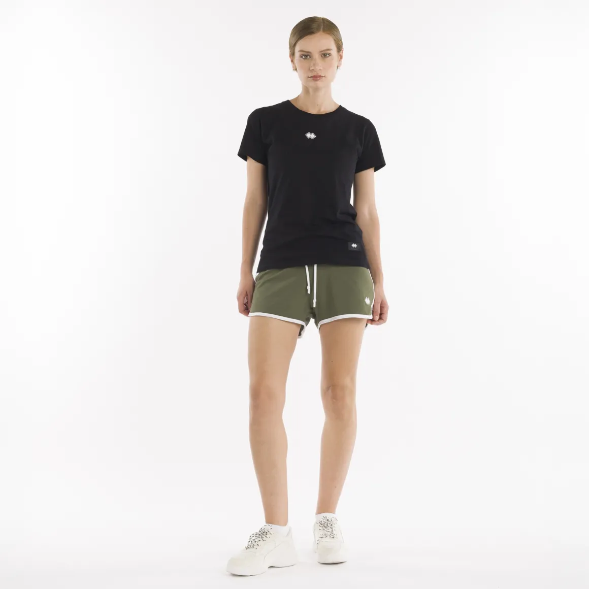 Short essentiel pour femmes SS25