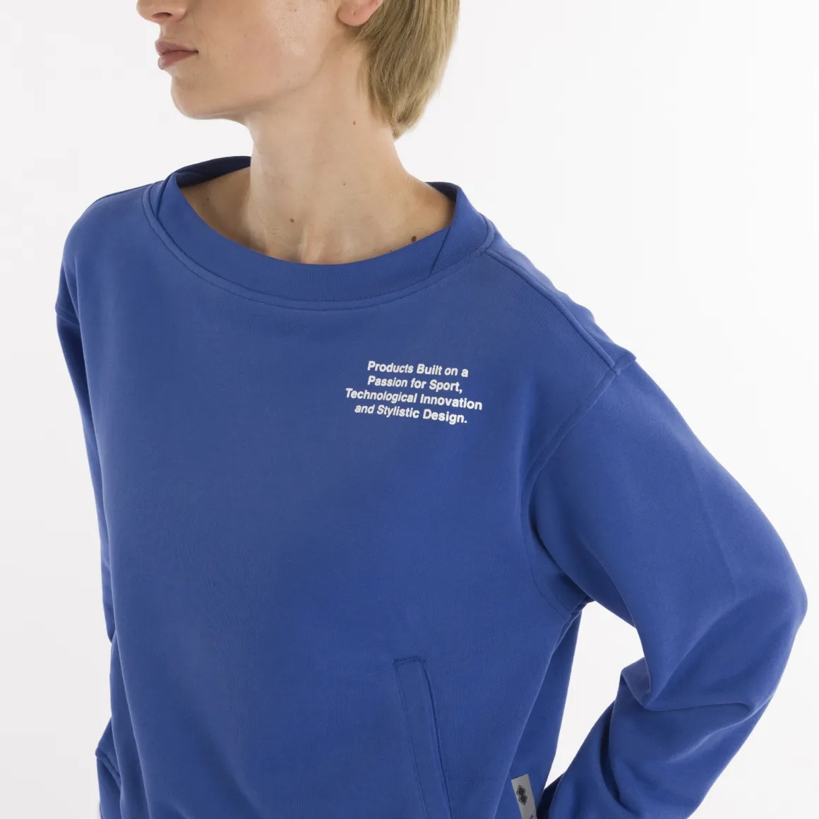 Sweatshirt crop à col ras du cou SS25 pour femmes
